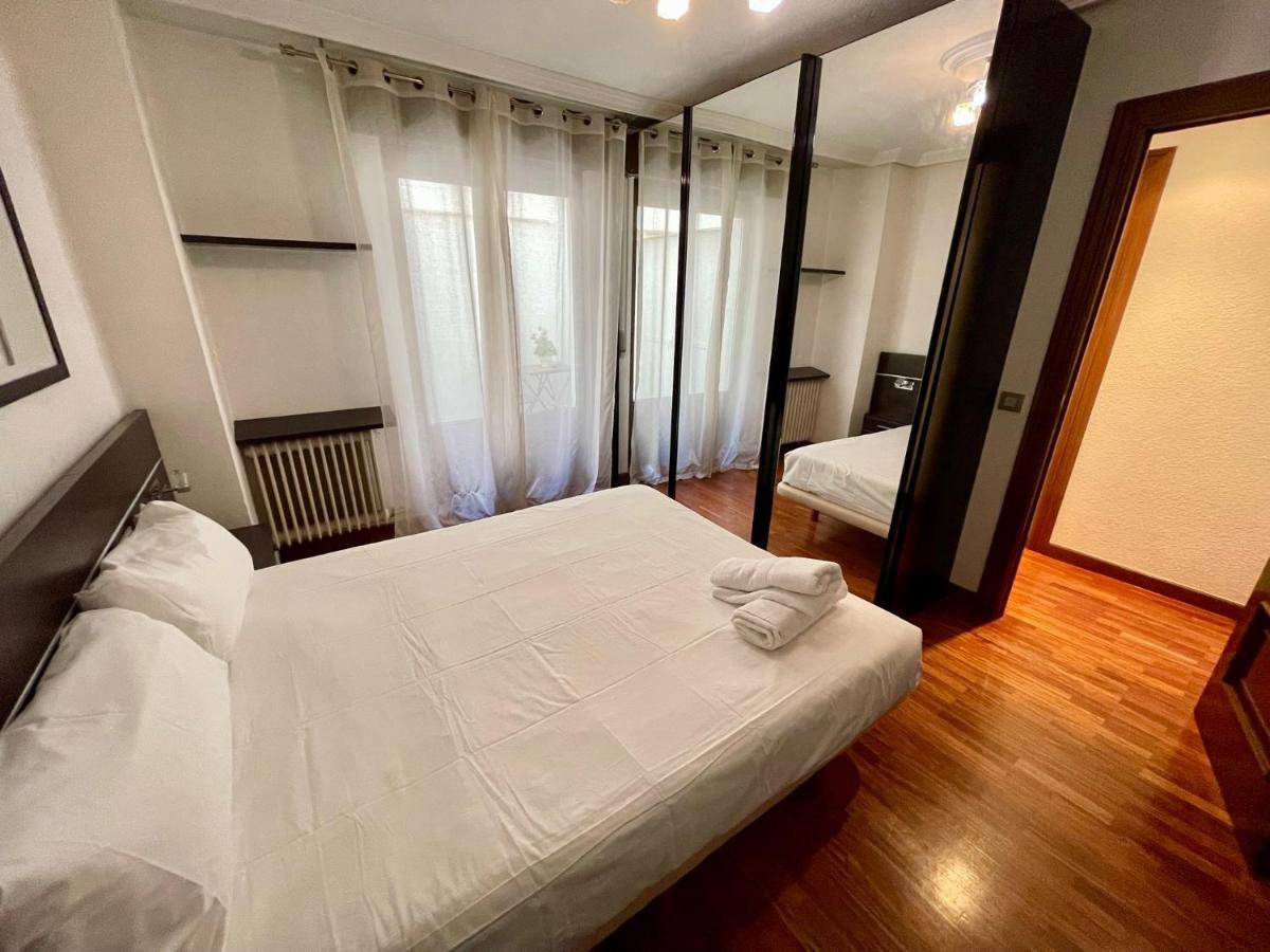 Apartamento Reyes De Espana / Free Parking & Wi Fi Salamanca Exterior photo